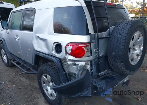 2007 Toyota Fj Cruiser из США, поврежденный, VIN JTEBU11F970062590